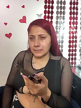 Snapshot of Nicol_V chatting on 06-13-26, 05:49 Nicol V online show from 06-13-26, 05:49