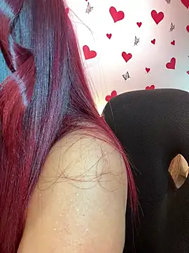Snapshot of Nicol_V chatting on 02-20-26, 05:15 Nicol V online show from 02-20-26, 05:15