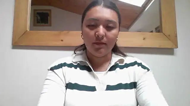 Snapshot of ALANA_150 chatting on 05-19-26, 01:40 ALANA 150 online show from 05-19-26, 01:40