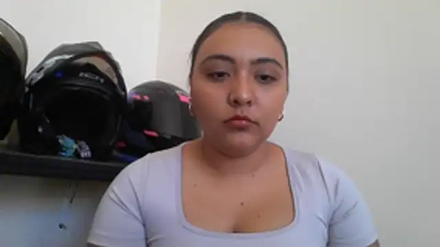 Snapshot of ALANA_150 chatting on 05-09-26, 03:04 ALANA 150 online show from 05-09-26, 03:04
