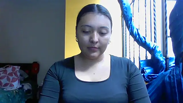 Snapshot of ALANA_150 chatting on 05-04-26, 02:09 ALANA 150 online show from 05-04-26, 02:09