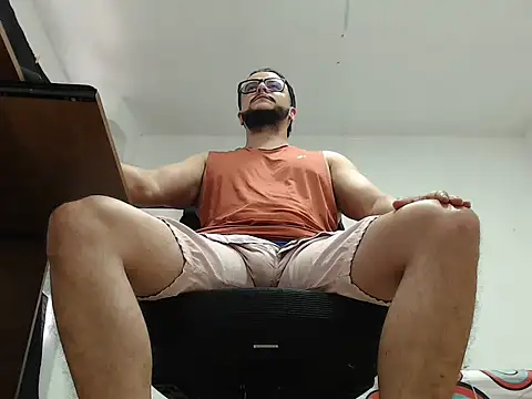 cloudsxxx online show from 01-10-26, 02:12