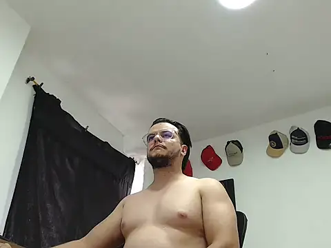 cloudsxxx online show from 02-10-26, 08:19