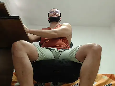 cloudsxxx online show from 04-04-26, 02:12