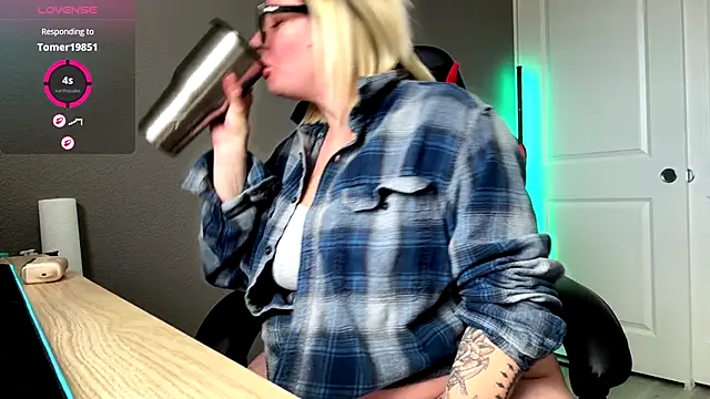 Charlies world online show from 11-05-25, 05:38