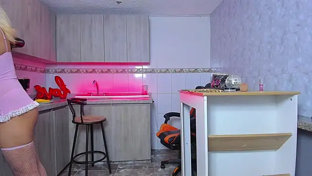 ZaiMoon  online show from 10-02-25, 09:51