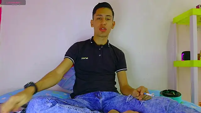 dylan apol0 online show from 01-18-26, 04:27