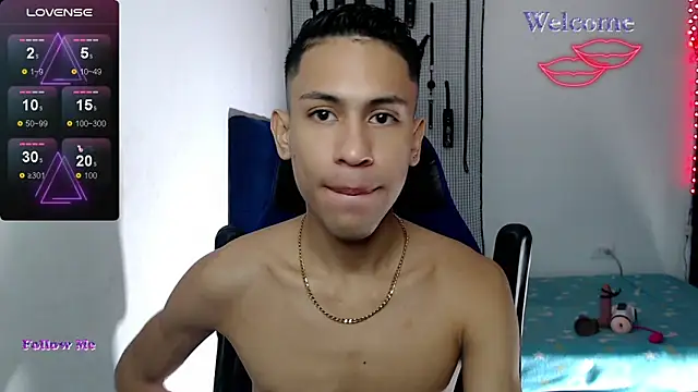 dylan apol0 online show from 11-03-25, 02:28