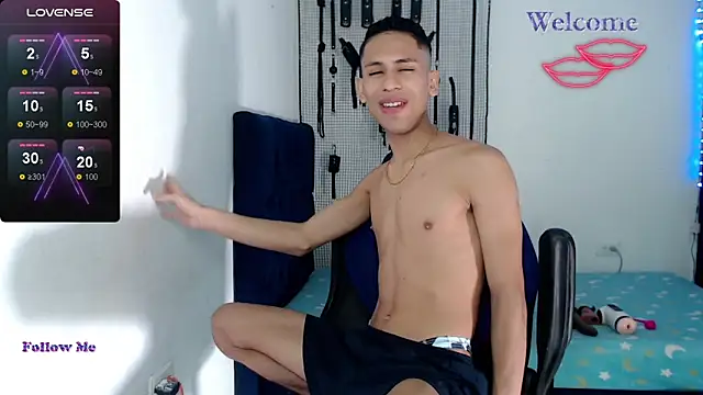 dylan apol0 online show from 11-02-25, 04:28