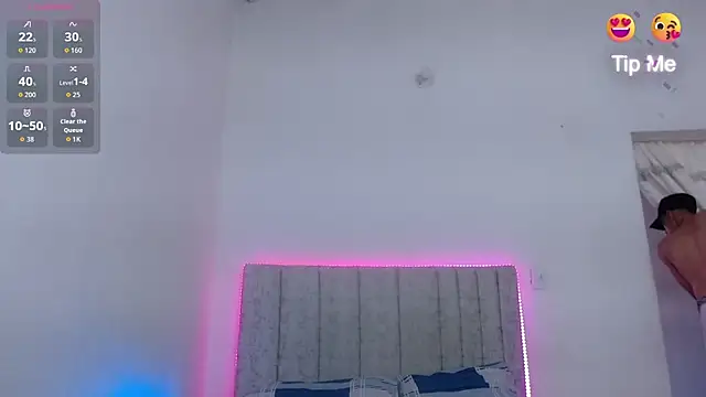 Ethanho0t online show from 06-19-26, 06:25