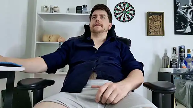 aaron nvk online show from 11-11-25, 08:58