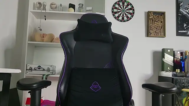 aaron nvk online show from 03-04-26, 09:11