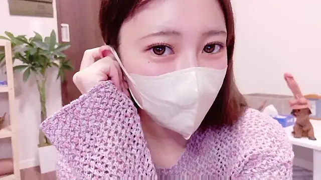 Snapshot of MOEMOE-Q chatting on 10-02-25, 11:13 MOEMOE-Q online show from 10-02-25, 11:13