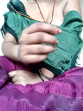 Snapshot of Falguni_Desai chatting on 05-15-26, 01:36 Falguni Desai online show from 05-15-26, 01:36