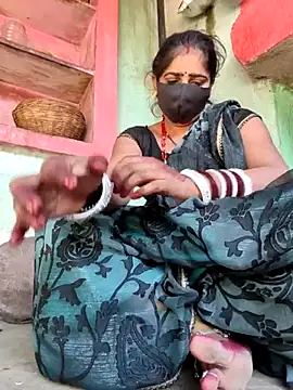 Falguni Desai online show from 12-18-25, 07:13