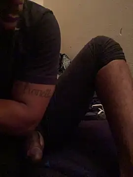 willie896 online show from 11-01-25, 08:36