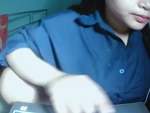 Lily3322 online show from 05-25-26, 04:38