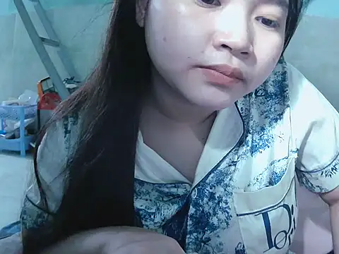 Lily3322 online show from 03-18-26, 06:42