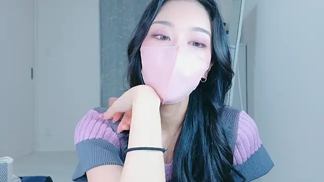 Snapshot of ramuchan_desu chatting on 05-18-26, 12:11 ramuchan desu online show from 05-18-26, 12:11