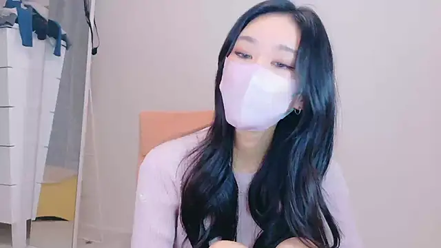 ramuchan desu online show from 11-17-25, 01:31