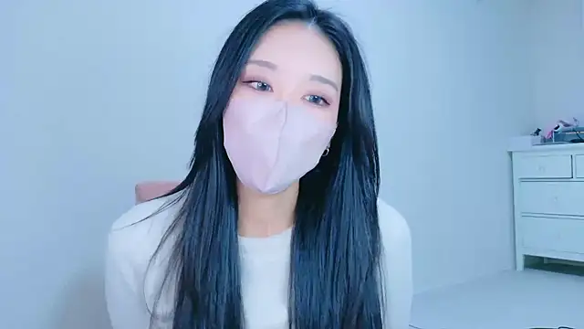 ramuchan desu online show from 11-04-25, 02:15