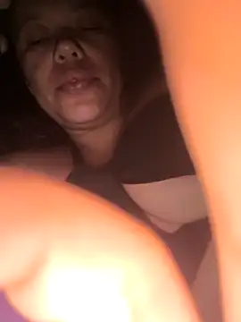 jojo surfistinha89 online show from 11-01-25, 04:30