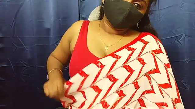 Snapshot of Pavani-Sexy chatting on 07-07-26, 01:36 Pavani-Sexy online show from 07-07-26, 01:36