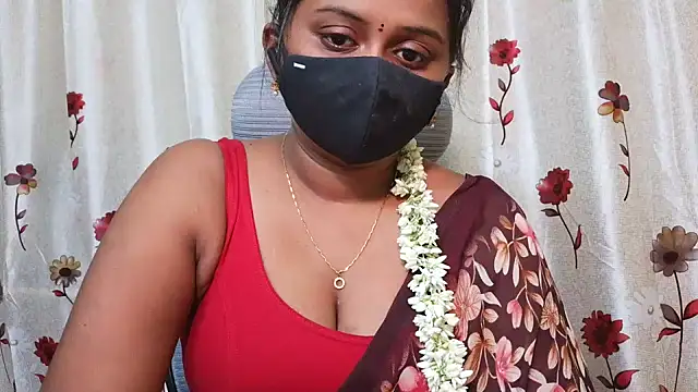 Snapshot of Pavani-Sexy chatting on 07-16-26, 04:42 Pavani-Sexy online show from 07-16-26, 04:42