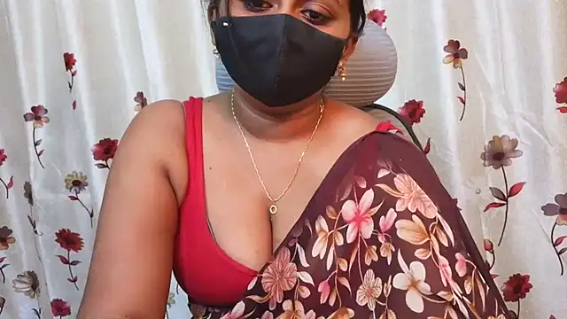 Snapshot of Pavani-Sexy chatting on 07-16-26, 04:48 Pavani-Sexy online show from 07-16-26, 04:48