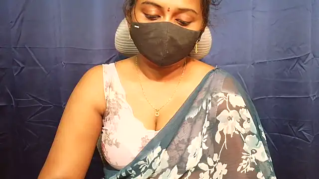 Snapshot of Pavani-Sexy chatting on 07-01-26, 04:29 Pavani-Sexy online show from 07-01-26, 04:29