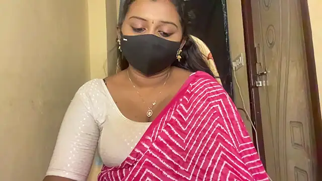 Snapshot of Pavani-Sexy chatting on 02-21-26, 04:53 Pavani-Sexy online show from 02-21-26, 04:53