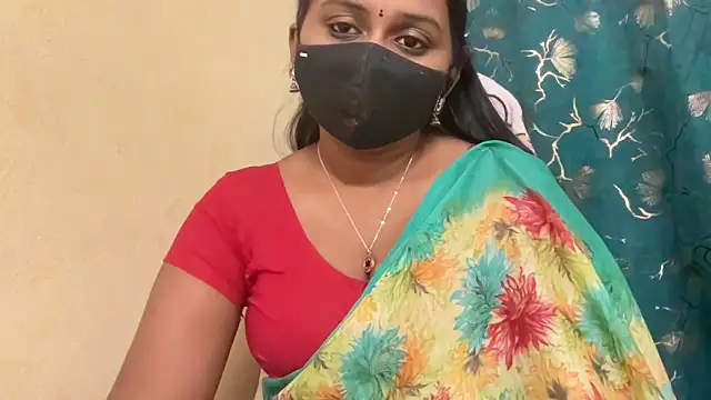 Snapshot of Pavani-Sexy chatting on 05-04-26, 06:11 Pavani-Sexy online show from 05-04-26, 06:11