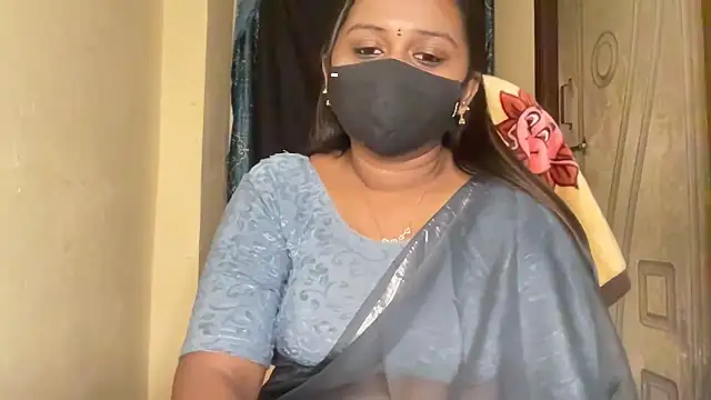 Snapshot of Pavani-Sexy chatting on 03-11-26, 07:08 Pavani-Sexy online show from 03-11-26, 07:08