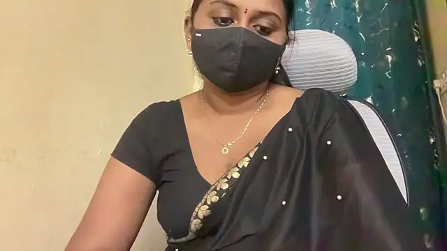 Snapshot of Pavani-Sexy chatting on 05-30-26, 09:20 Pavani-Sexy online show from 05-30-26, 09:20