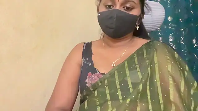 Snapshot of Pavani-Sexy chatting on 05-28-26, 07:20 Pavani-Sexy online show from 05-28-26, 07:20