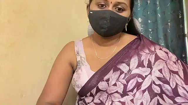 Snapshot of Pavani-Sexy chatting on 05-27-26, 07:05 Pavani-Sexy online show from 05-27-26, 07:05