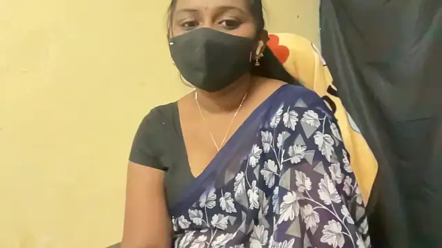Snapshot of Pavani-Sexy chatting on 04-23-26, 05:58 Pavani-Sexy online show from 04-23-26, 05:58