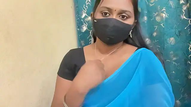Snapshot of Pavani-Sexy chatting on 04-29-26, 06:36 Pavani-Sexy online show from 04-29-26, 06:36