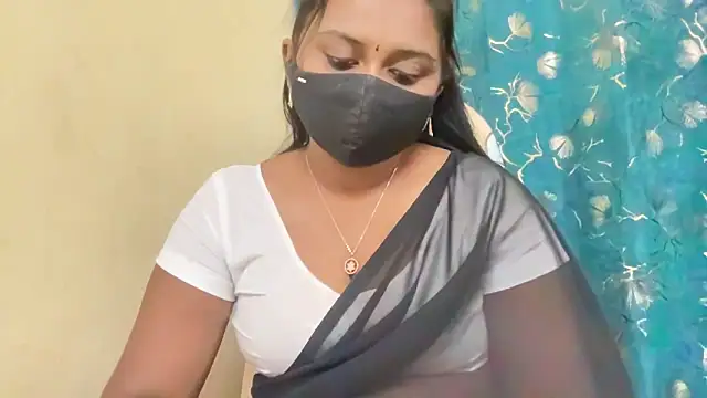 Snapshot of Pavani-Sexy chatting on 05-07-26, 06:44 Pavani-Sexy online show from 05-07-26, 06:44