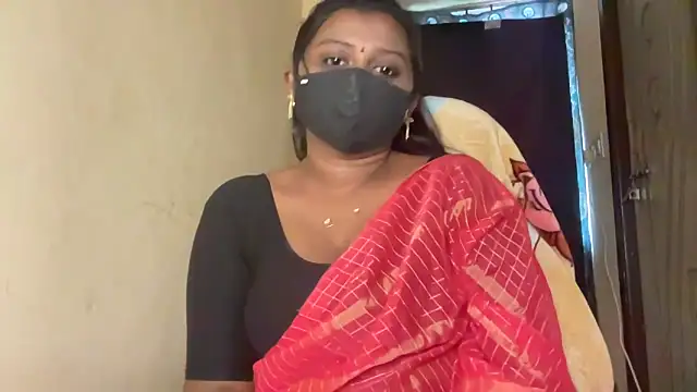 Snapshot of Pavani-Sexy chatting on 03-28-26, 04:13 Pavani-Sexy online show from 03-28-26, 04:13