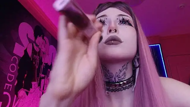 MilkMeSoftly online show from 10-16-25, 08:22