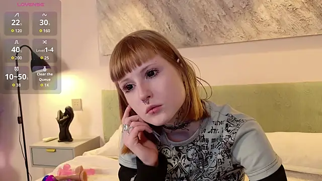 MilkMeSoftly online show from 04-12-26, 08:50