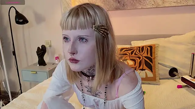 MilkMeSoftly online show from 06-11-26, 08:55