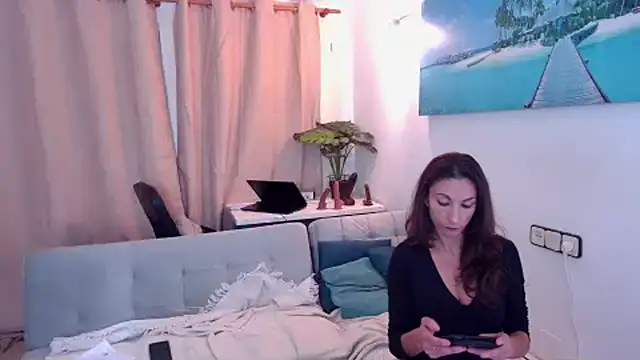 IvonneAndDom online show from 11-14-25, 11:14