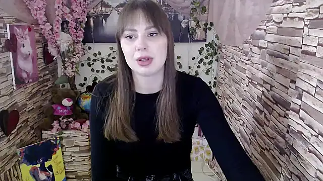 Amanda Bright  online show from 10-07-25, 06:58