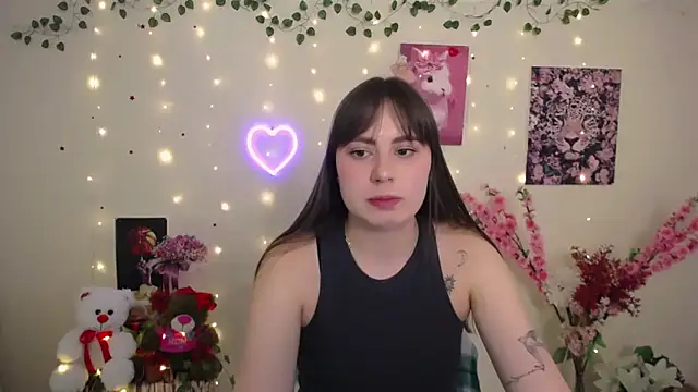 Snapshot of Amanda_Bright_ chatting on 05-14-26, 10:23 Amanda Bright online show from 05-14-26, 10:23