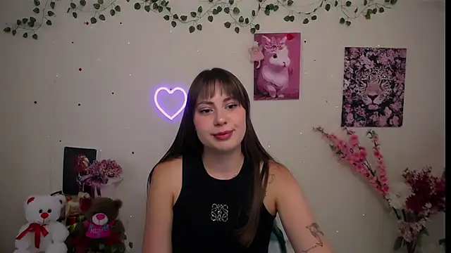 Amanda Bright  online show from 07-18-26, 07:28