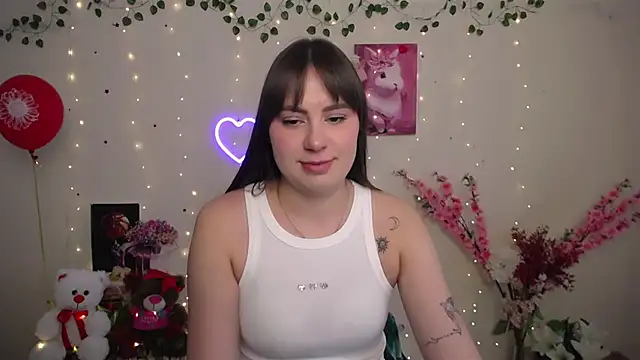 Snapshot of Amanda_Bright_ chatting on 05-02-26, 09:25 Amanda Bright online show from 05-02-26, 09:25