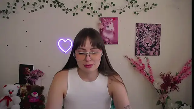Amanda Bright  online show from 06-17-26, 10:14