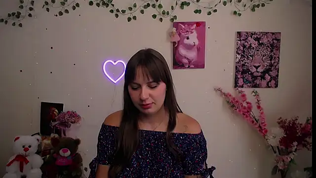 Amanda Bright  online show from 07-22-26, 12:29